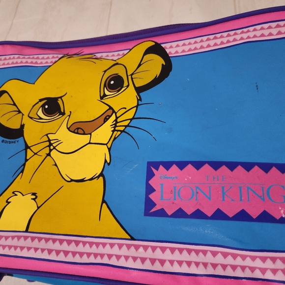 Vintage 90s Disney The Lion King Simba Suitcase - Picture 3 of 13